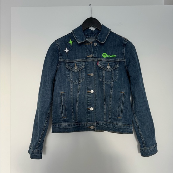 Levi’s Denim Jacket with Spotify Patches - Picture 3 of 5
